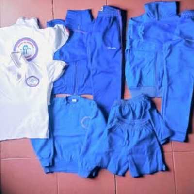 Lote de uniforme para Jardín Garabatos